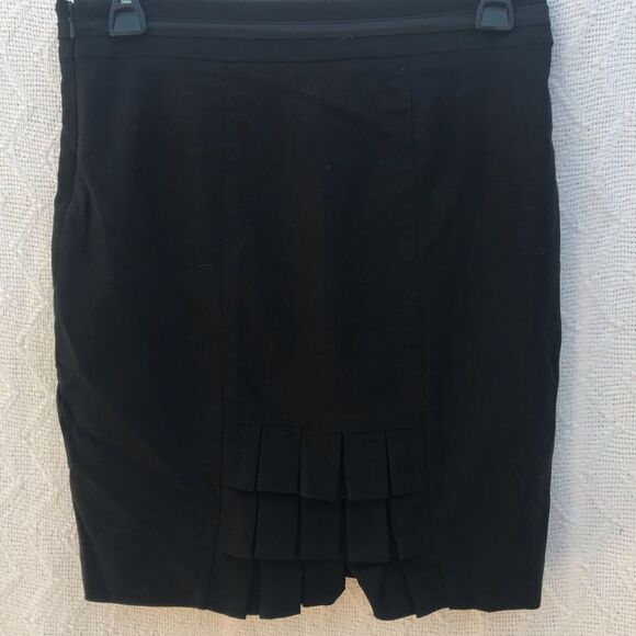 BeBe Mini Skirt Pleats in‎ Back Lined - Picture 3 of 6